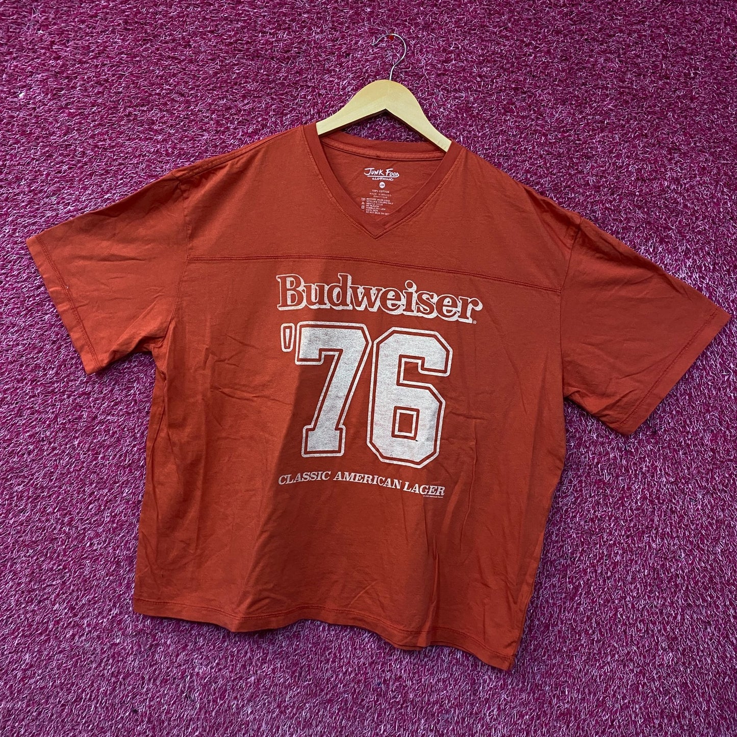 Junk Food Budweiser King of Beers 76 Logo Hockey Tee XL
