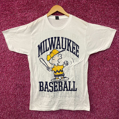 Peanuts Charlie Brown Milwaukee Baseball Retro T-Shirt Medium