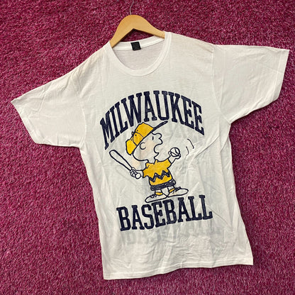 Peanuts Charlie Brown Milwaukee Baseball Retro T-Shirt Medium