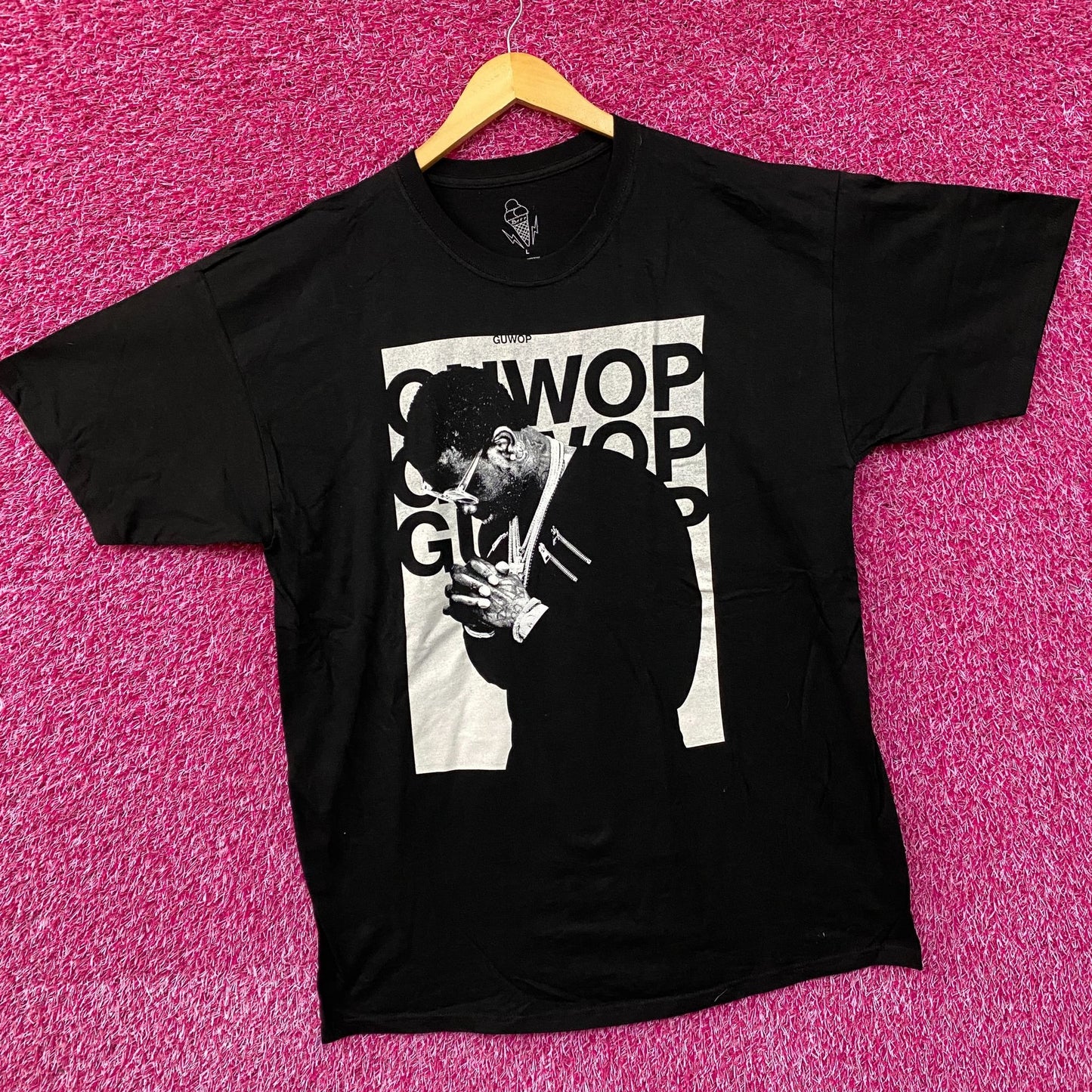 Gucci Mane Guwap Side Pose Hip Hop Rap T-Shirt Large