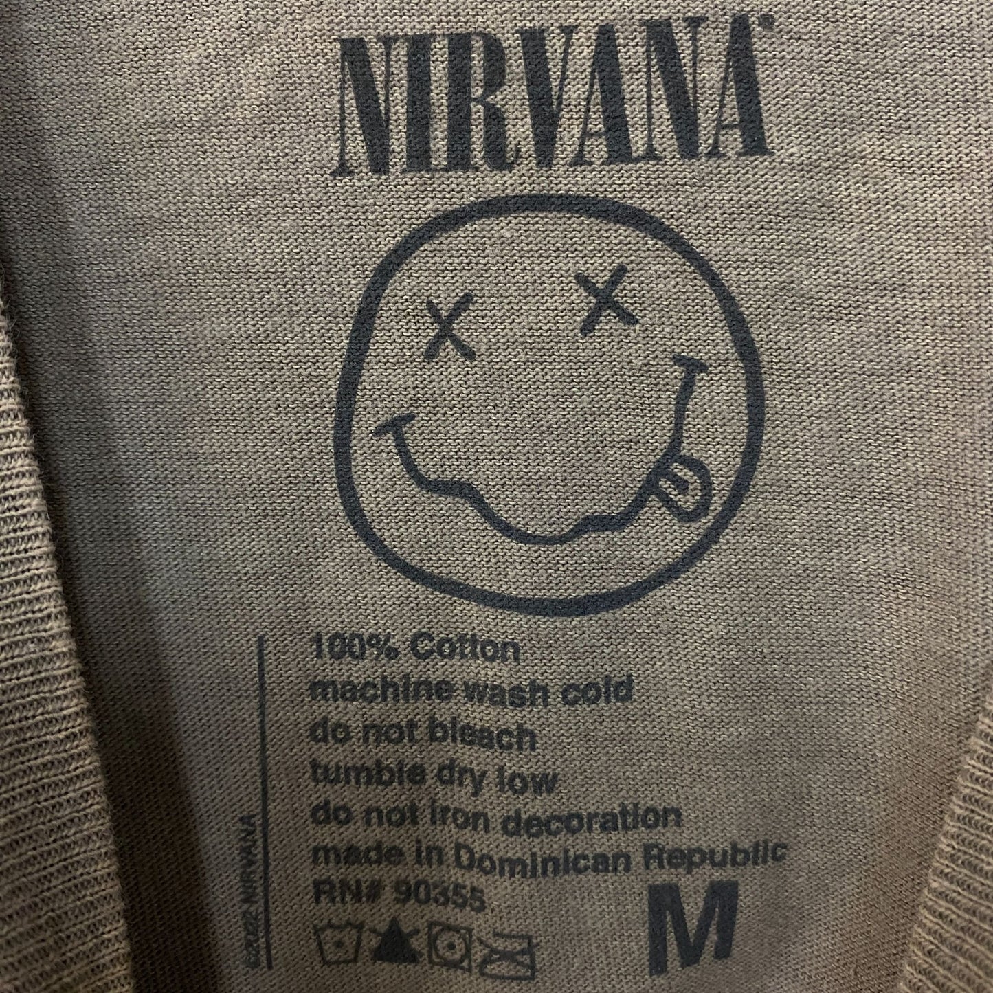 Nirvana Smiley Face Grunge Band T-Shirt Medium