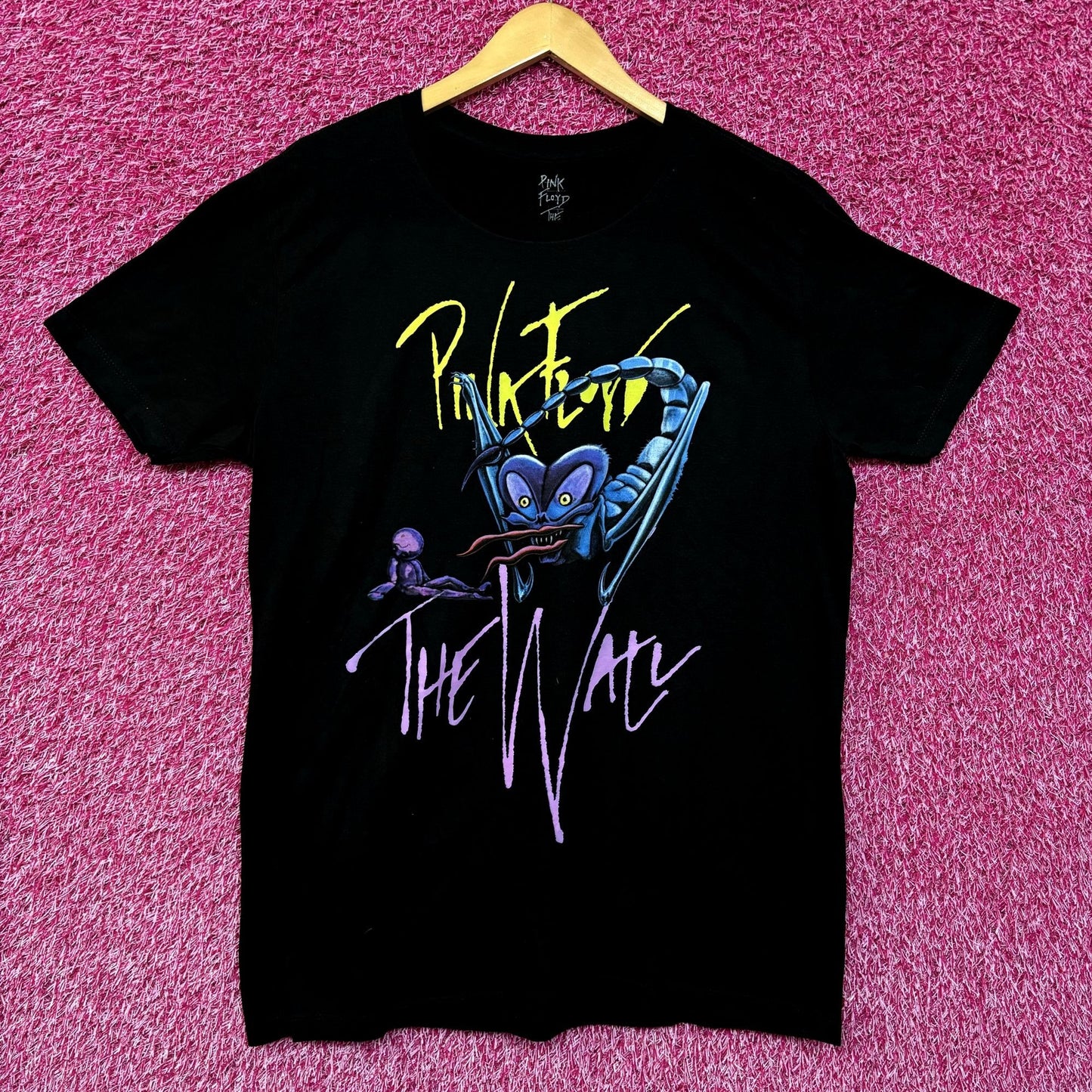 Pink Floyd Mosquito on The Wall Womens Rock Movie Tee L
