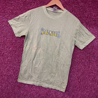 Rip N Dip Lonely Lover Lord Nermal and Alien Graphic T-Shirt Small