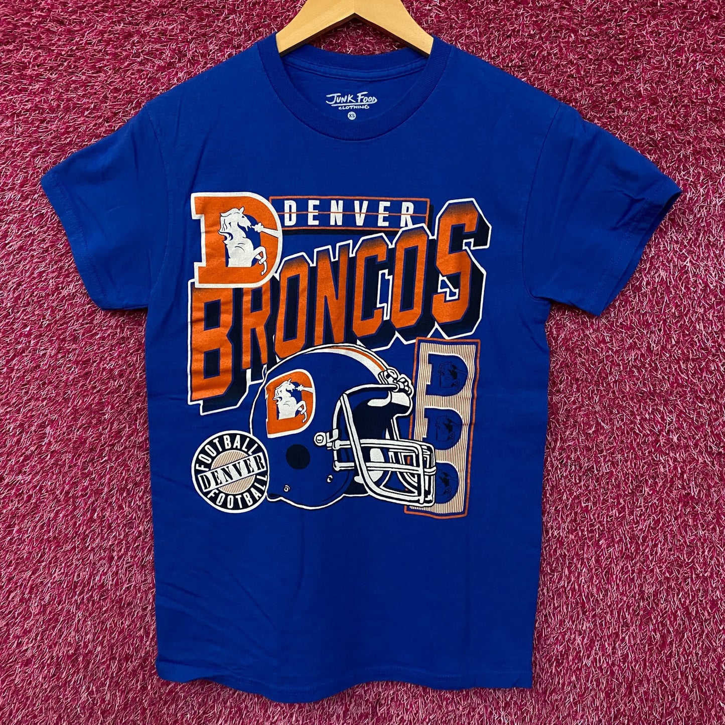 Junk Food Clothing Denver Broncos Checkdown Flea Market T-shirt XS