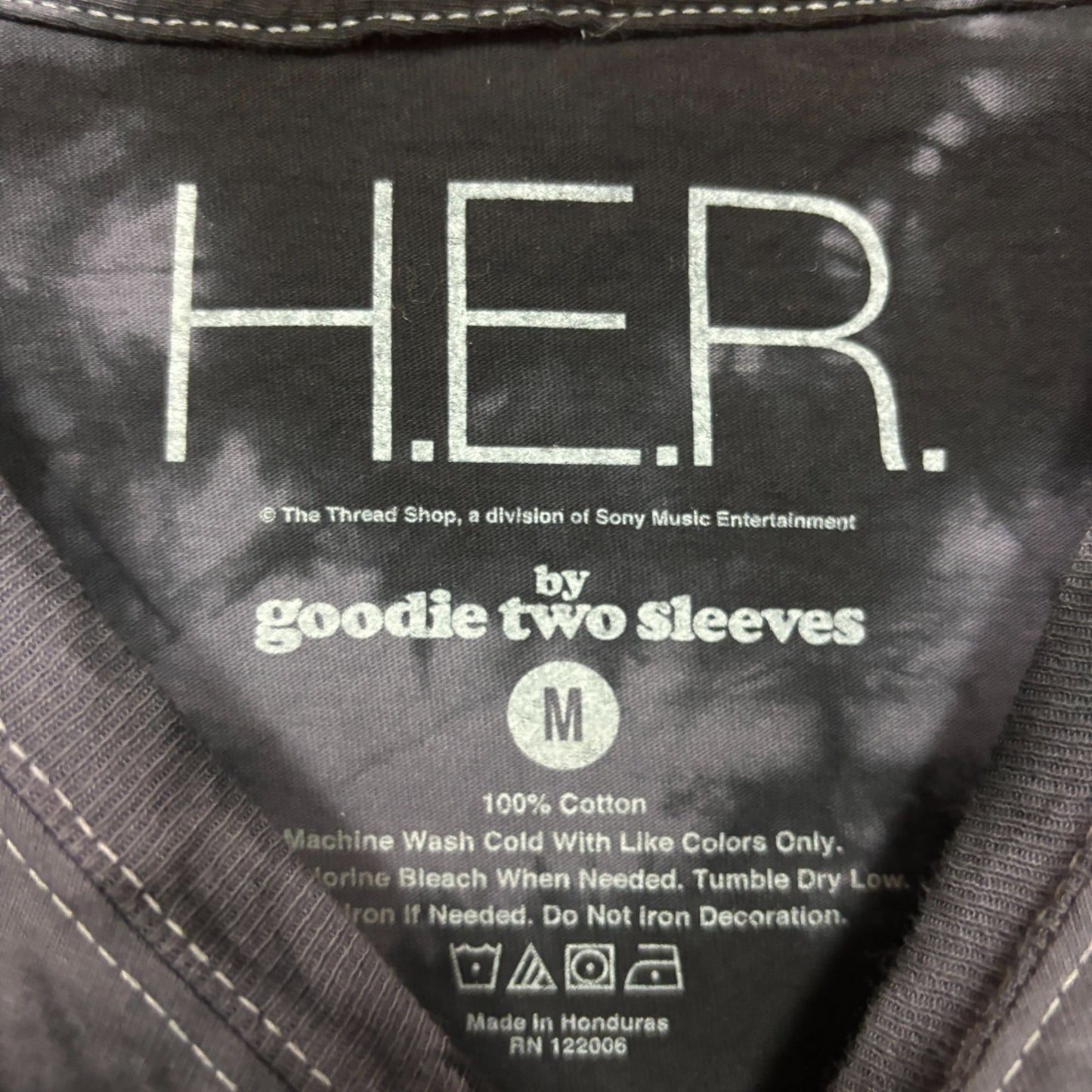 HER Having Everything Revealed Album Urban Pop Tie Dye M