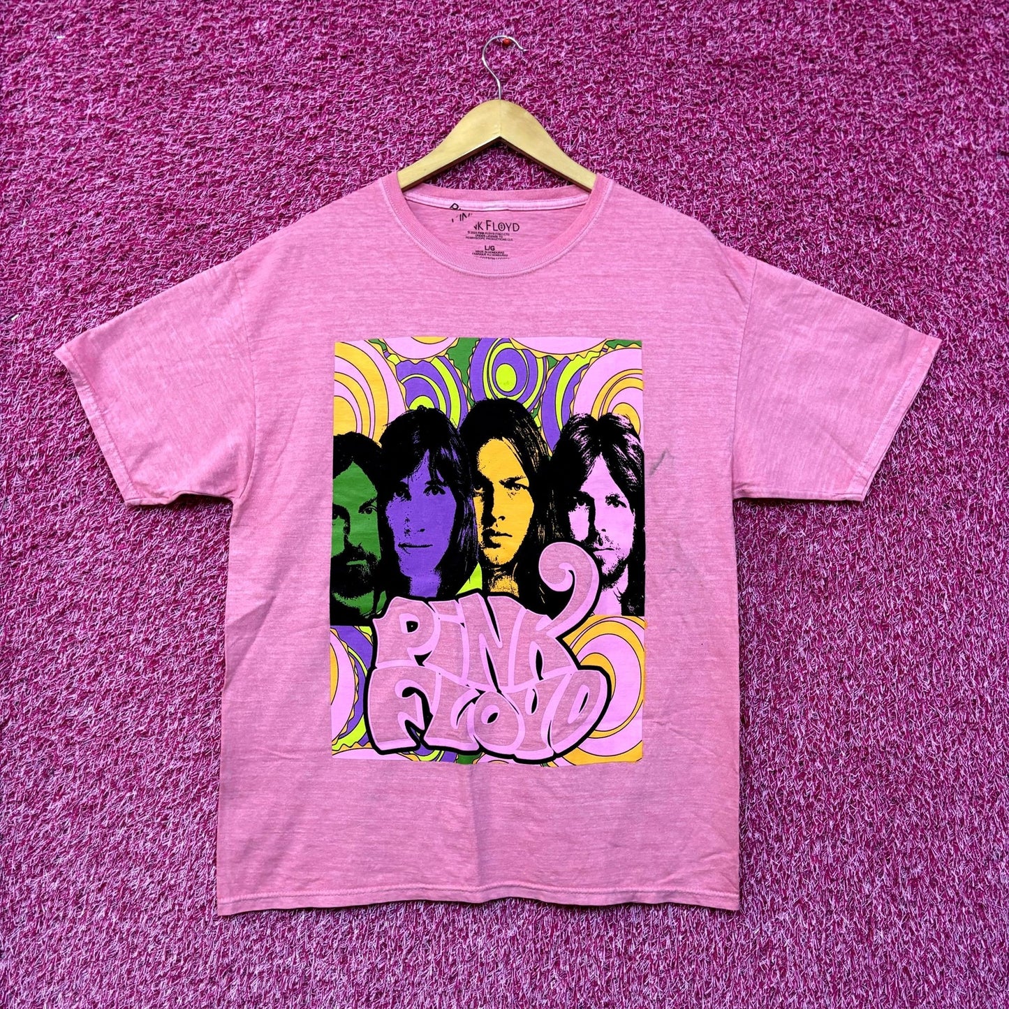 Pink Floyd the Piper at the Gates of Dawn Rock Tee L