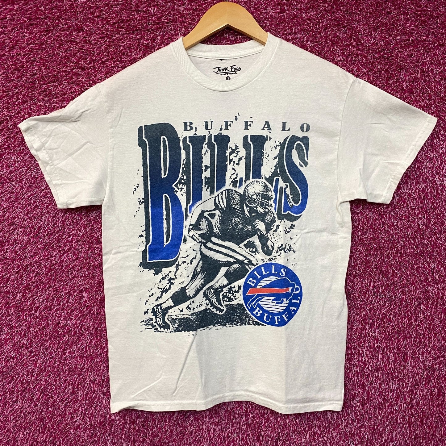 Junk Food Clothing NFL Buffalo Bills Rushing Flea Market T-Shirt Small