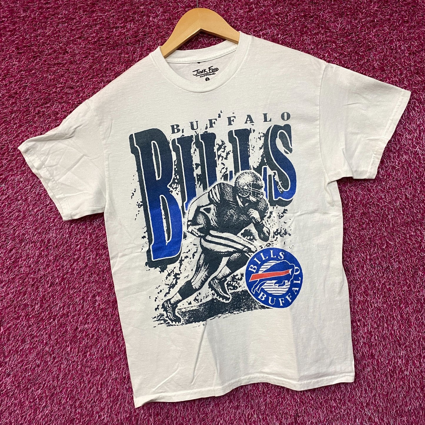 Junk Food Clothing NFL Buffalo Bills Rushing Flea Market T-Shirt Small