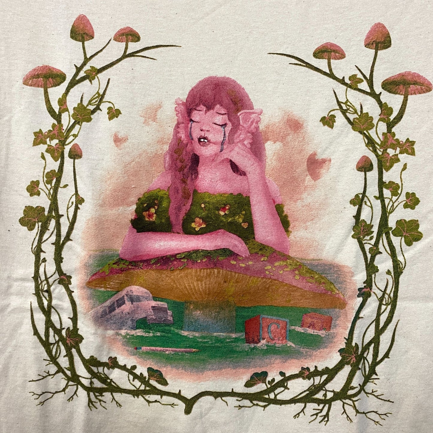 Melanie Martinez Trilogy Tour Beige Tshirt size Small
