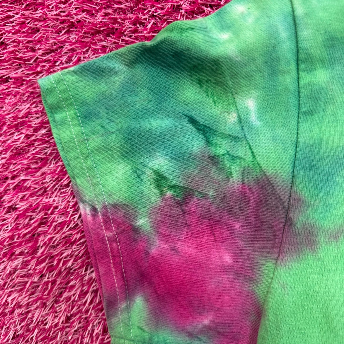 The Rolling Stones in Concert Hot Lips Rock Band Tie Dye M