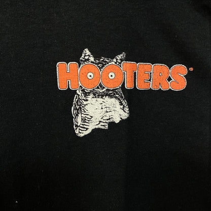 Hooters Vintage Style Nascar Racing Tshirt size Small