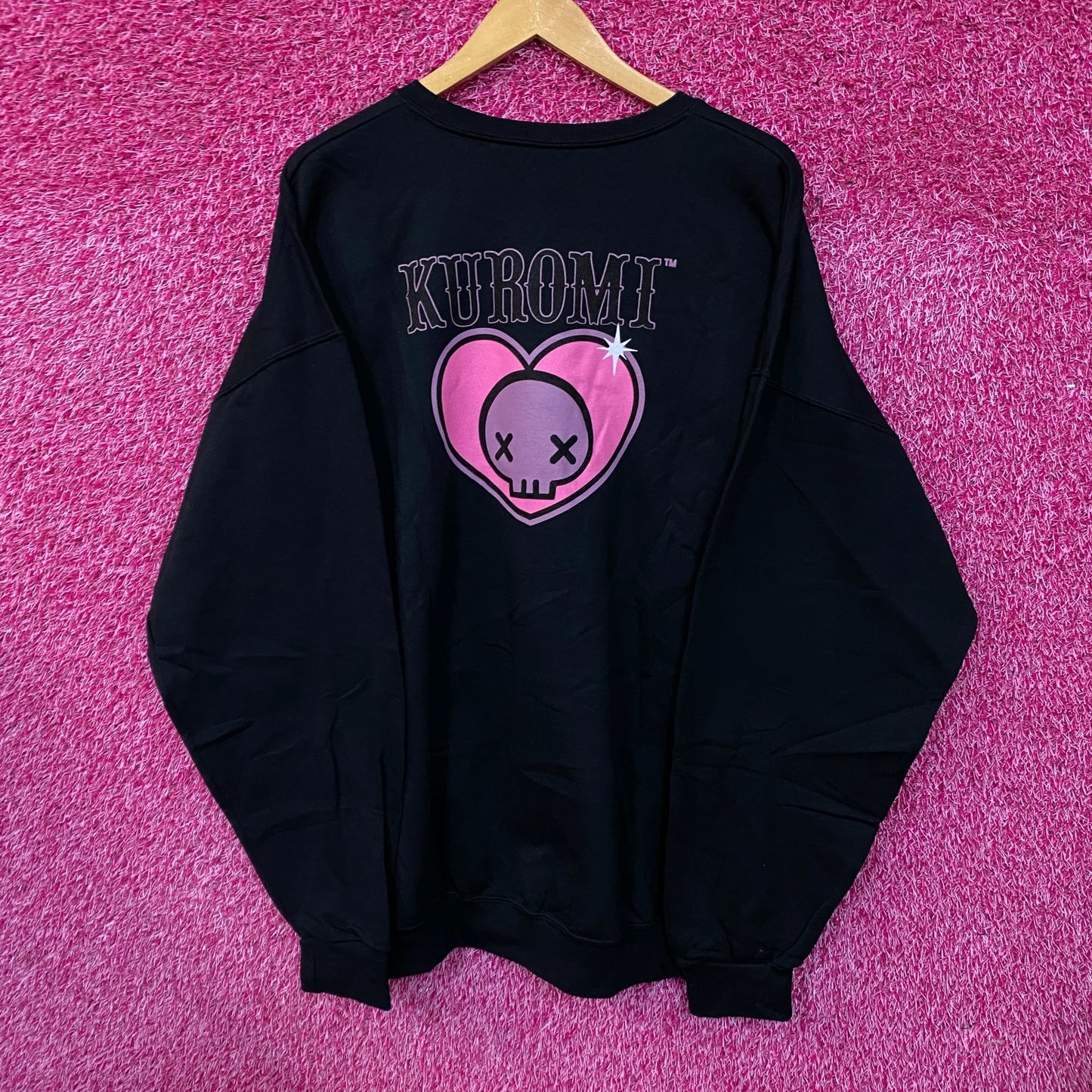 Kuromi In Love Crewneck sweater size 2XL