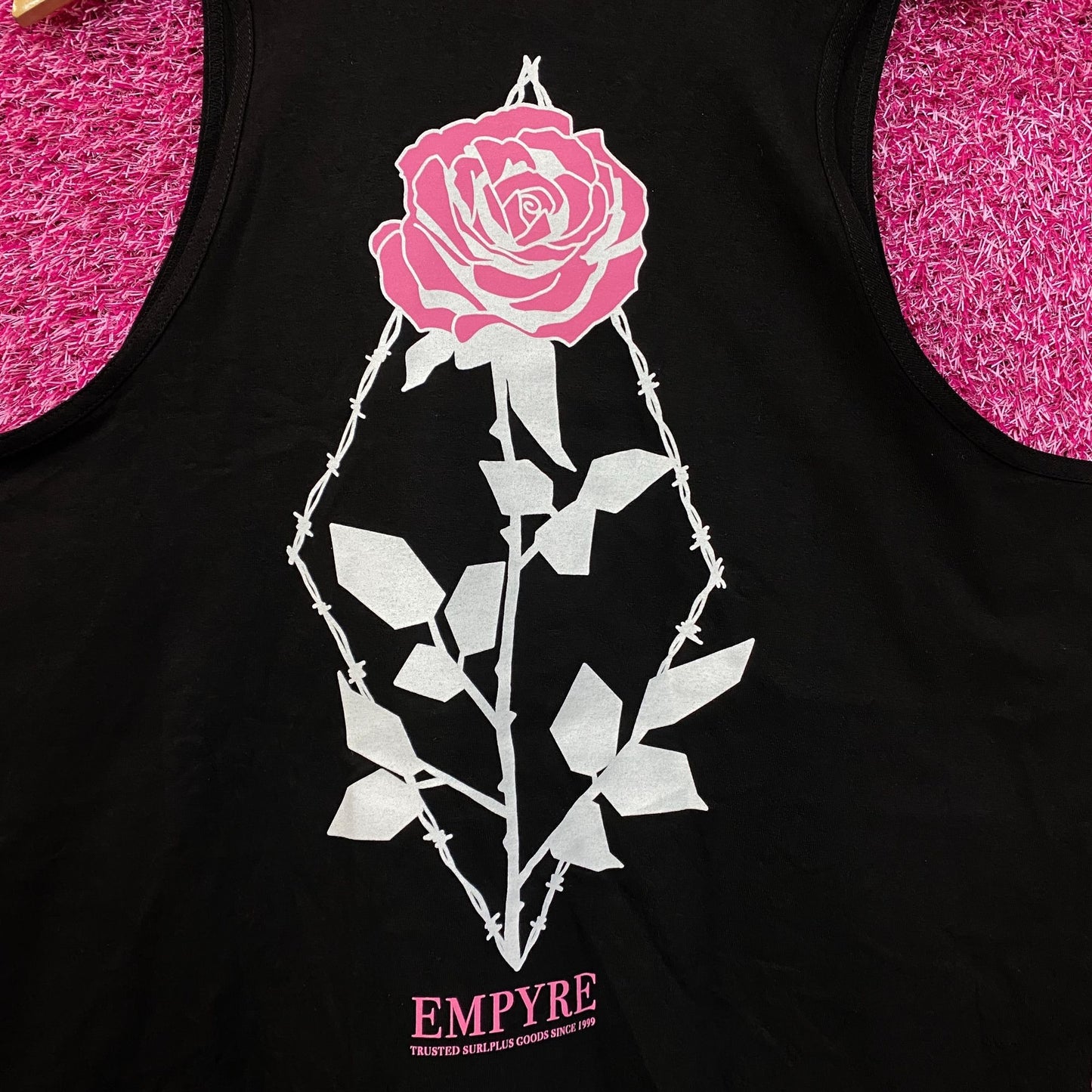 Empyre Rose street wear Tank size Extra Large