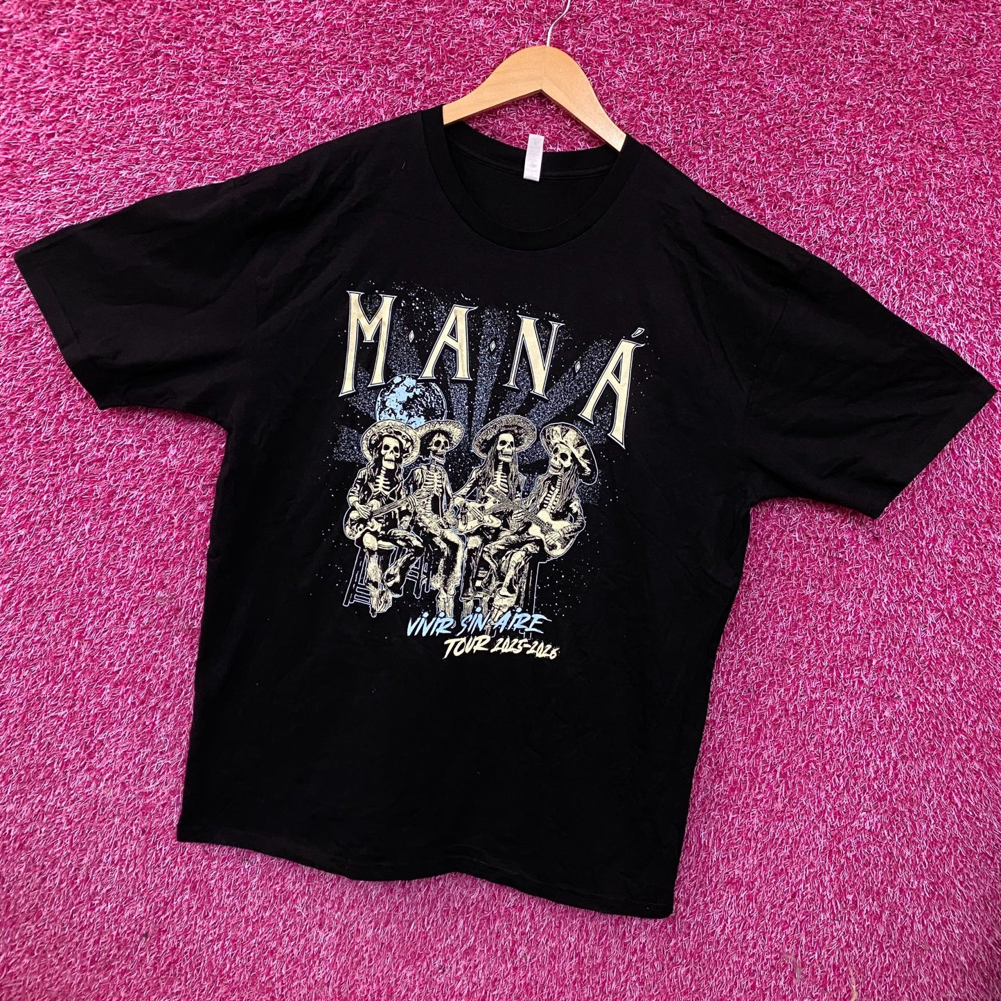 Maná "Vivir Sin Aire" Tour Graphic T-Shirt XL