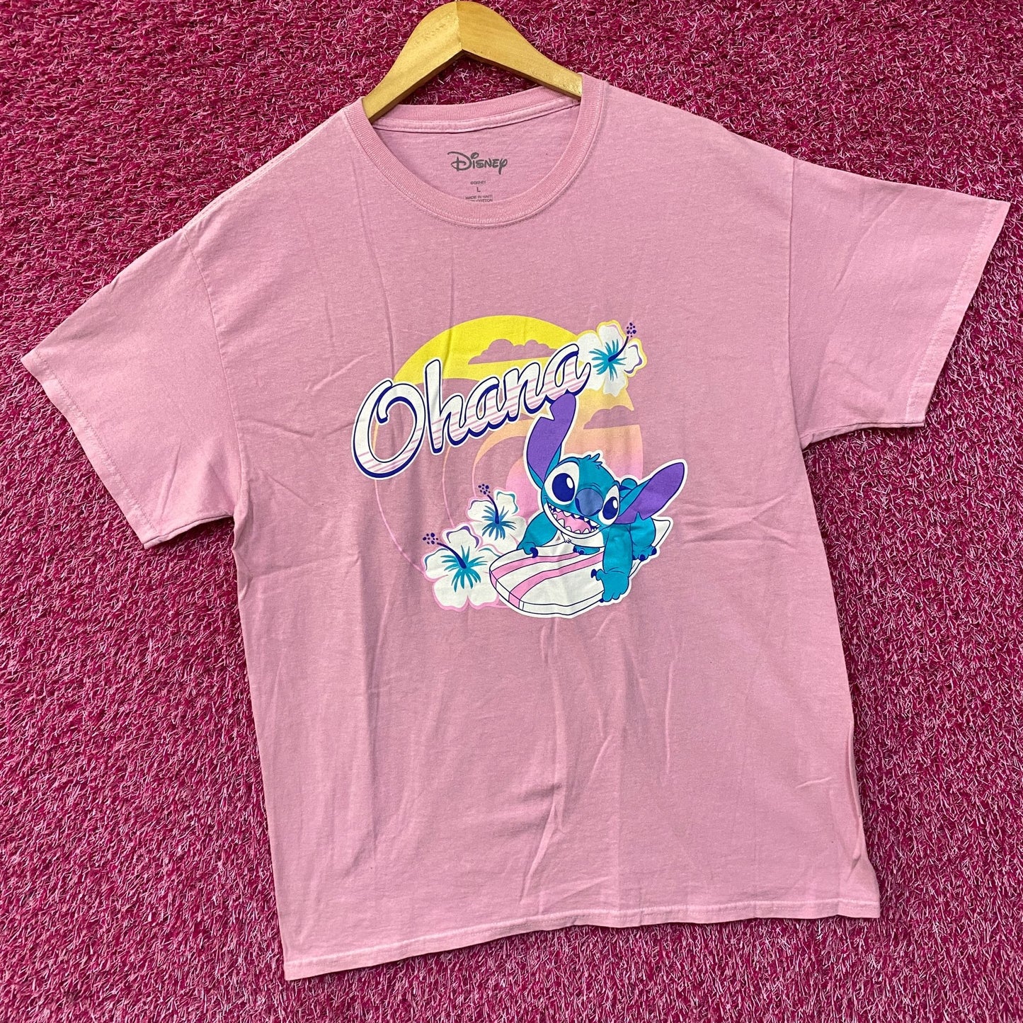 Disney Lilo & Stitch Ohana Surfs Up Stitch Pink T-Shirt Large