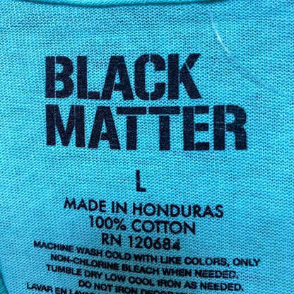 Kawaii Pug the Thug Butterfly Knife Doggo Black Matter Tee L