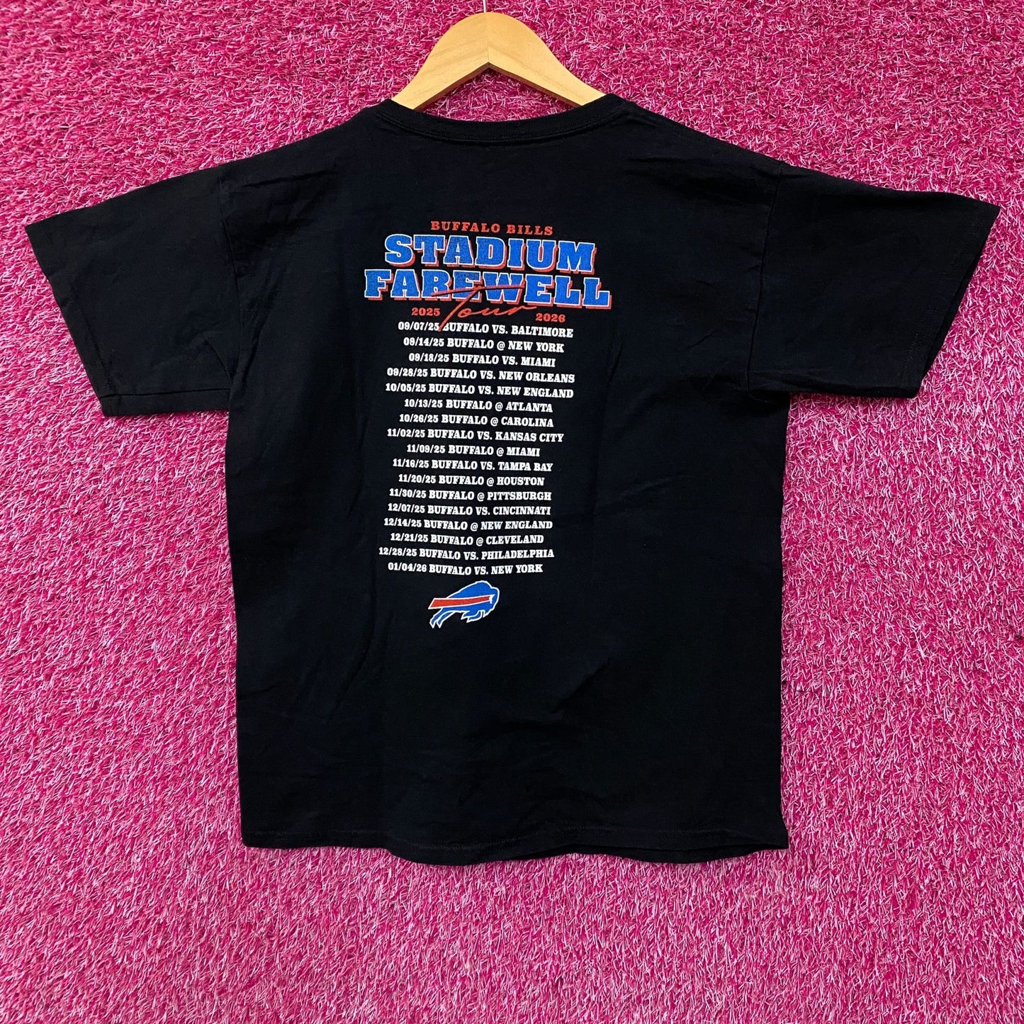 Junk Food Clothing Buffalo Bills Stadium Farewell Tour Graphic T-Shirt XL