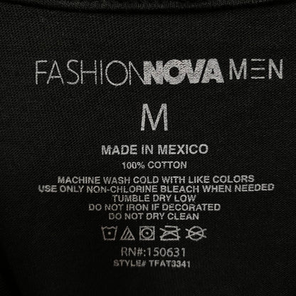 Fashion Nova Virtual Utopia Graphic T-Shirt Medium