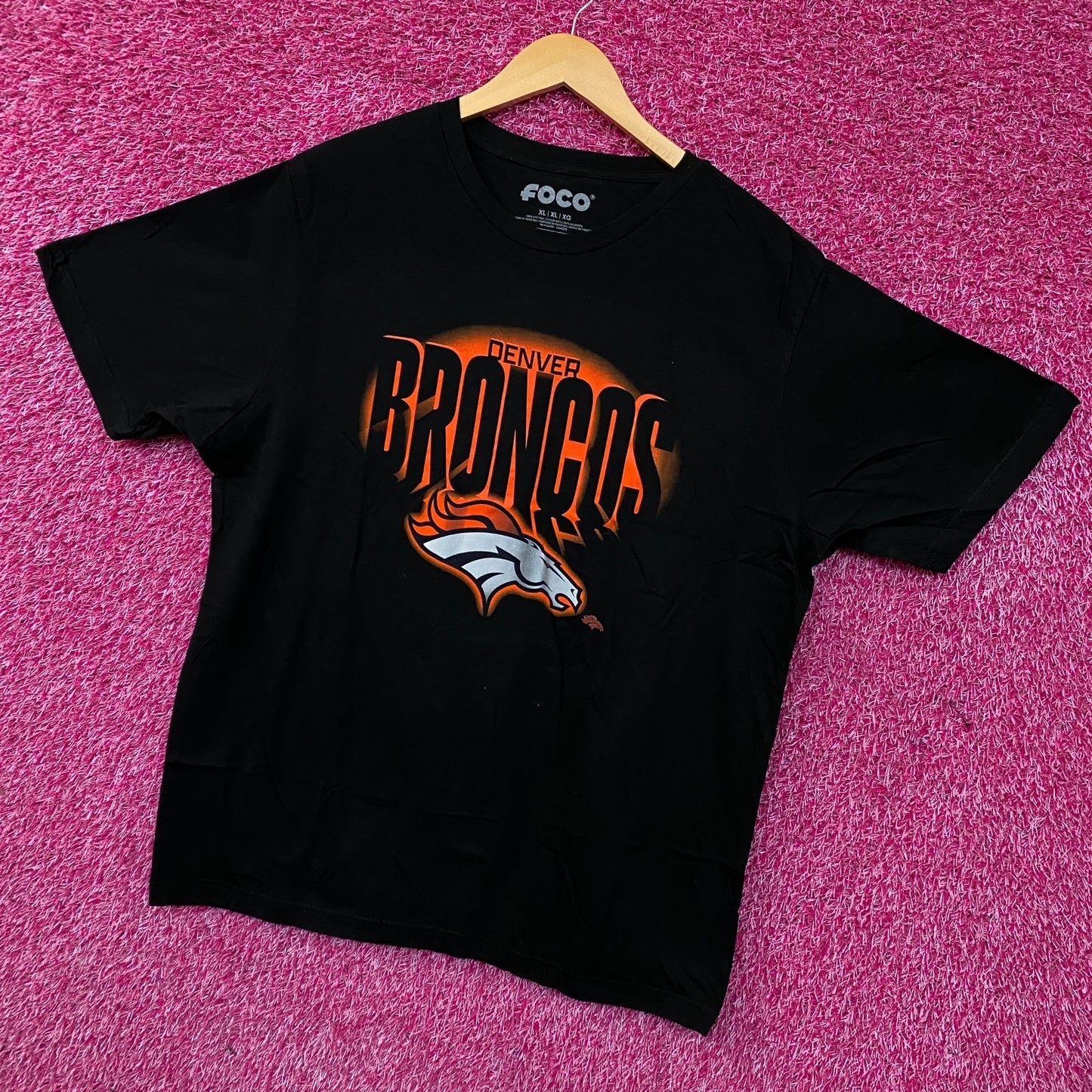 FOCO NFL Denver Broncos Team Logo Graphic T-Shirt XL