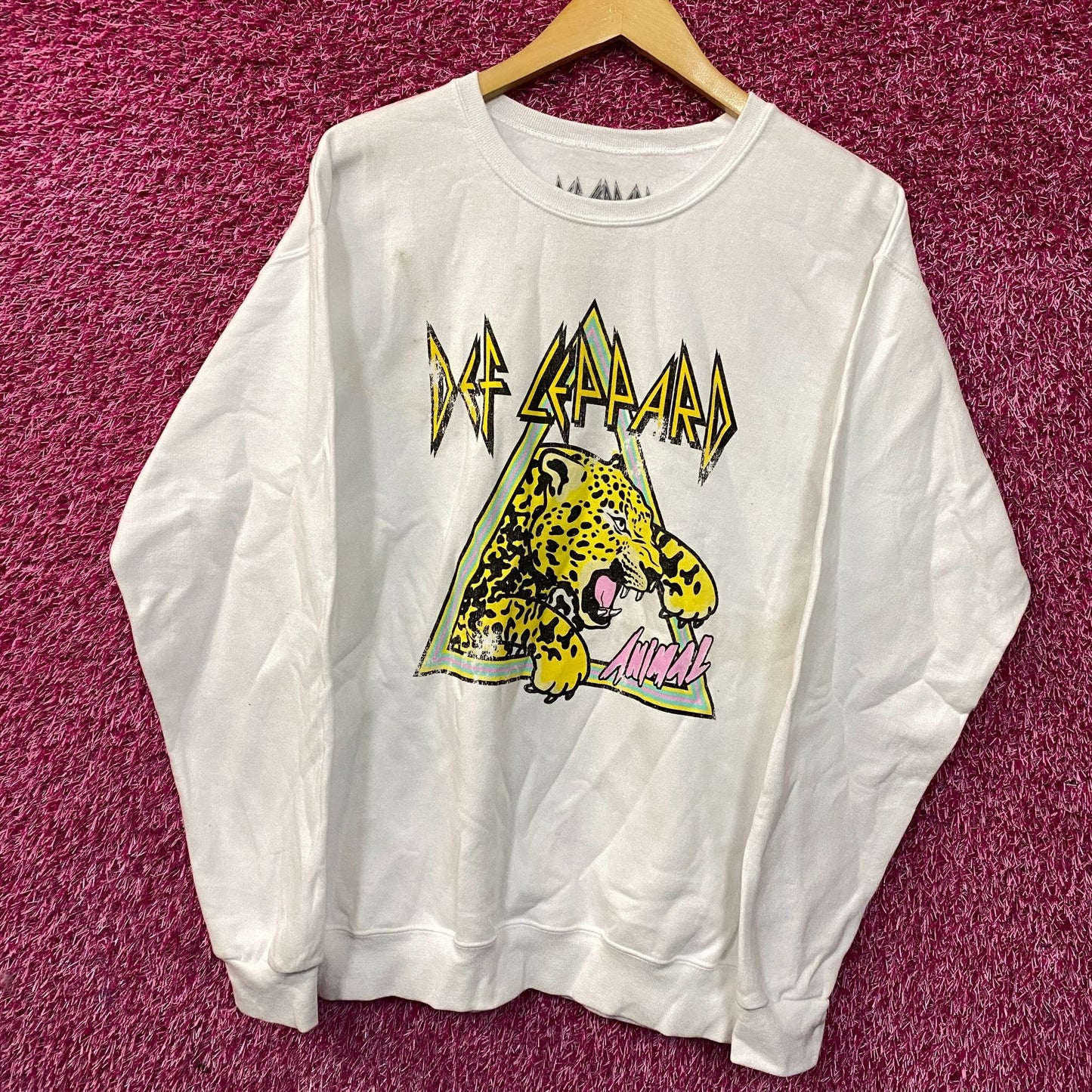 Def Leppard Animal Glam Metal Band Crewneck Sweater size S/M