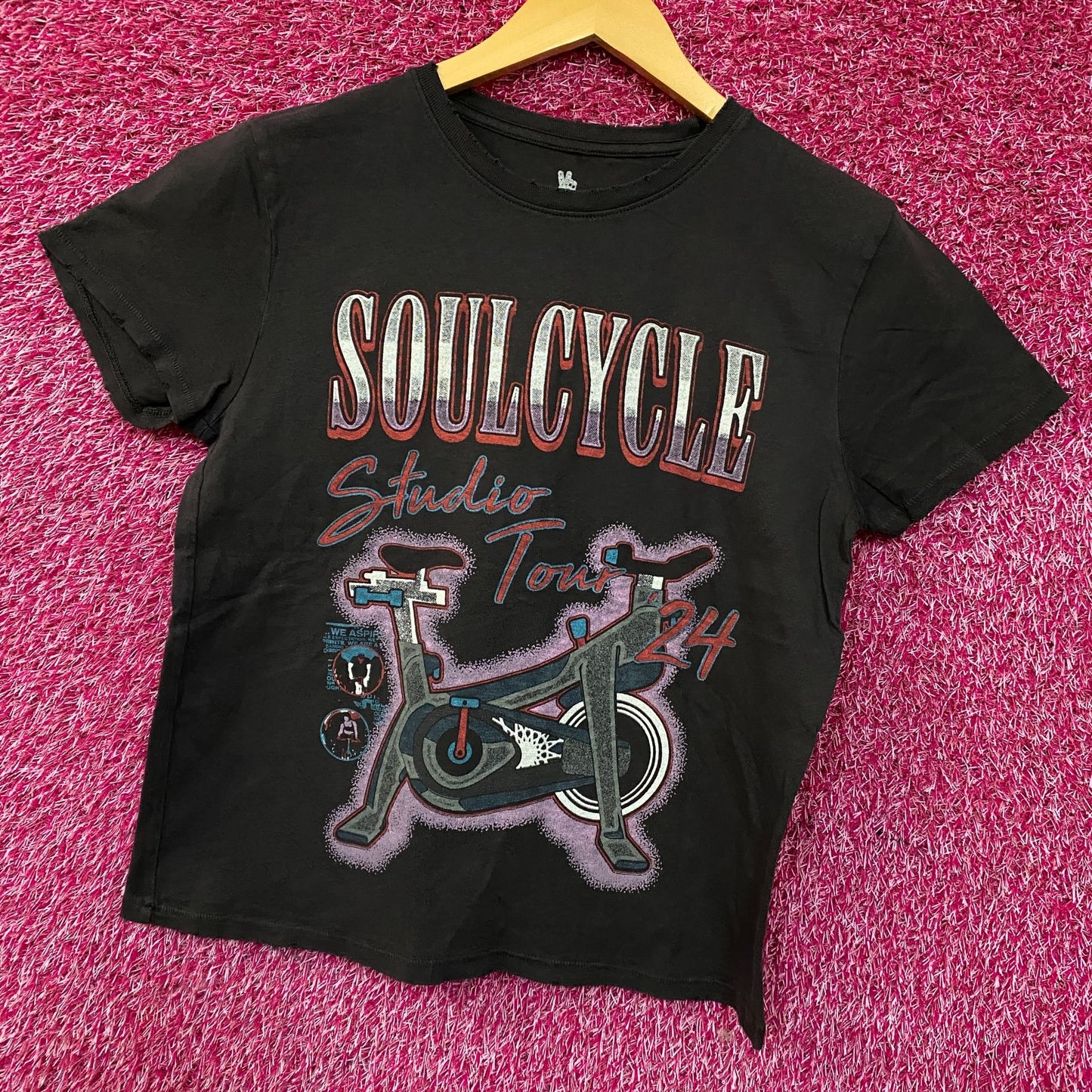 Junk Food SoulCycle Studio Tour '24 Retro Style T-Shirt Small