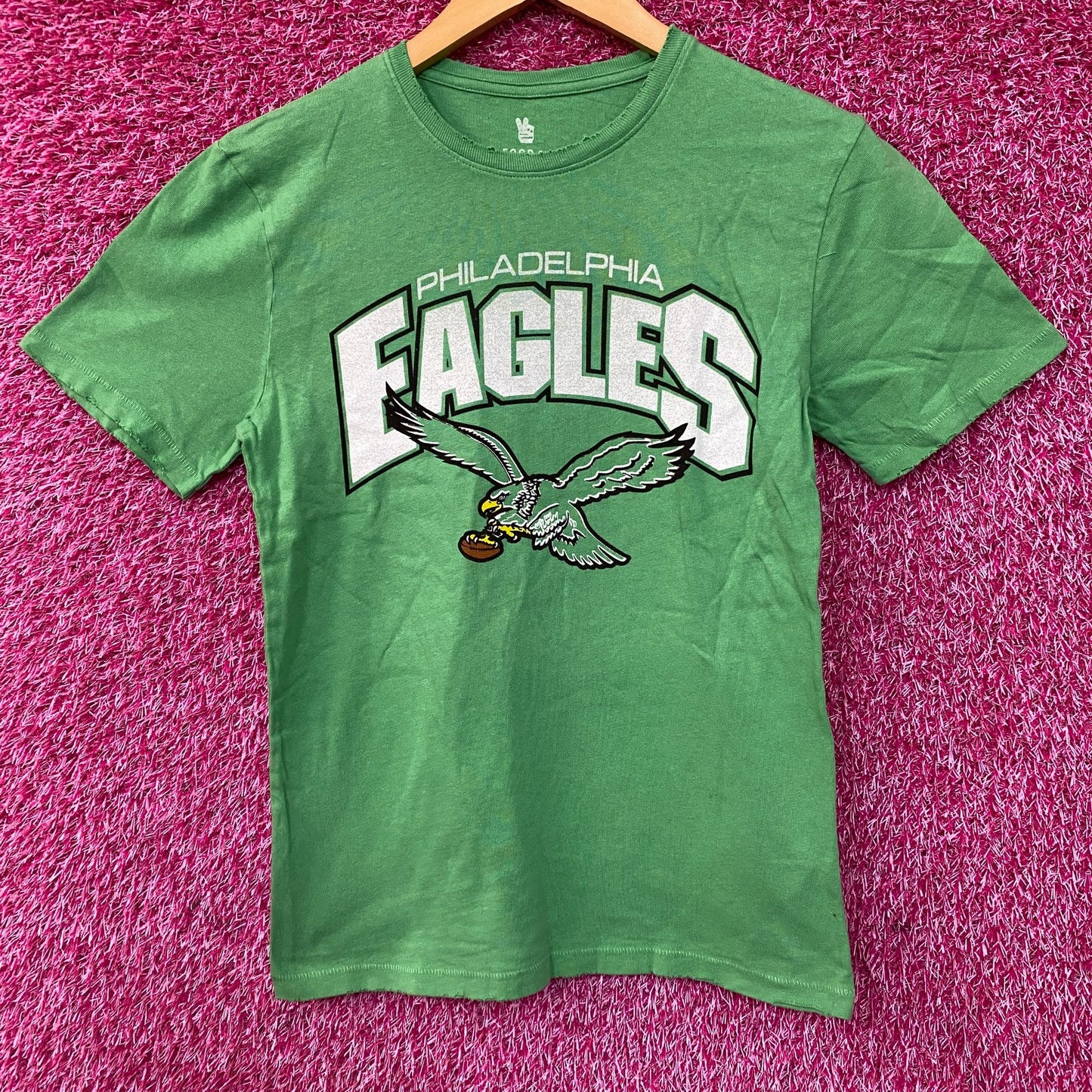 NFL Junk Food Philadelphia Eagles Gray Tshirt size XS