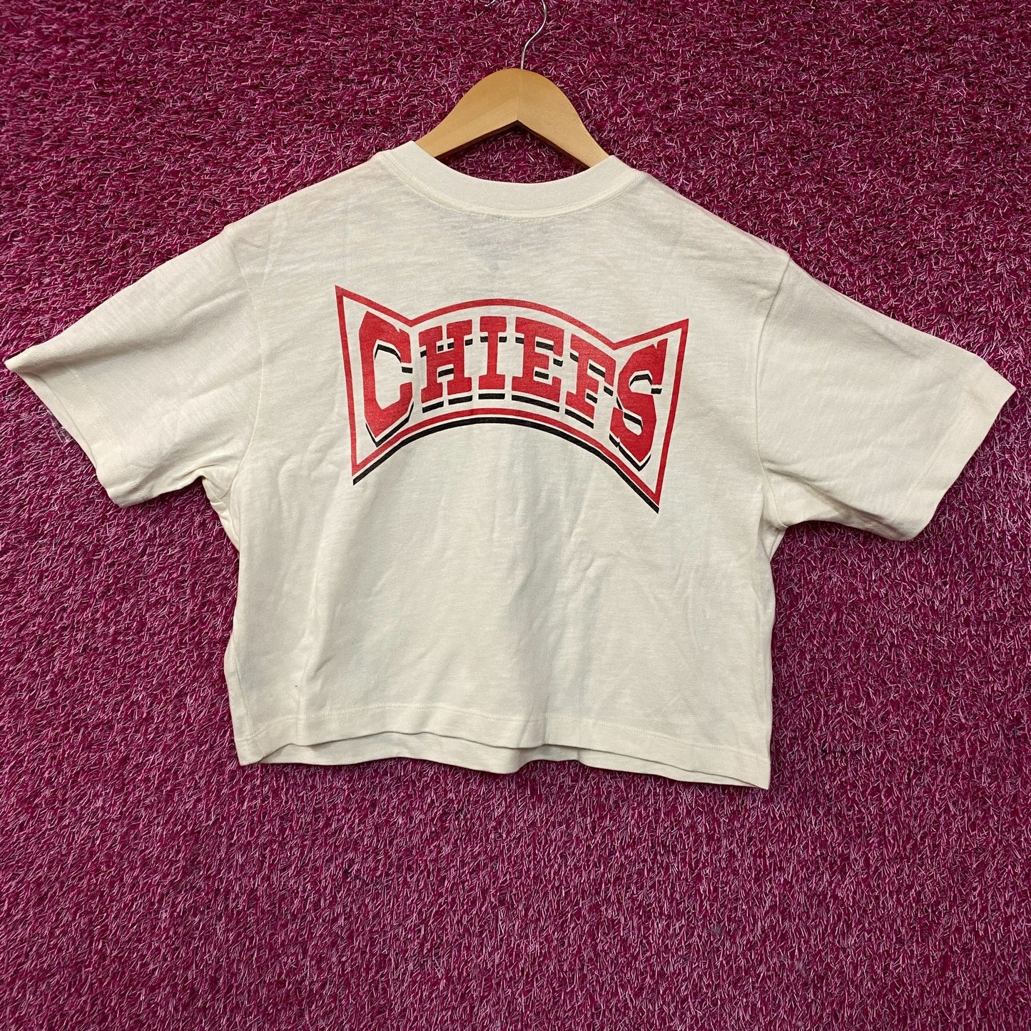 Junk Food Clothing NFL Kansas City Chiefs Women's Mock Neck Crop Tee Small
