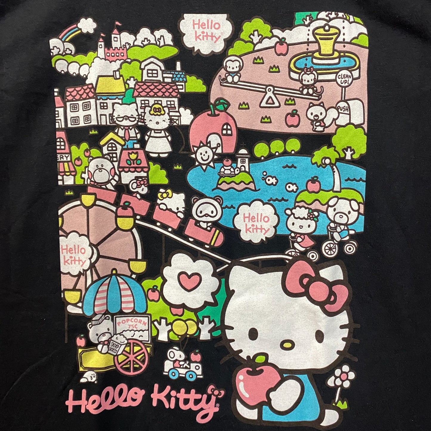 Sanrio Hello Kitty Family in Town Hello Kitty Town Bioworld T-Shirt XL