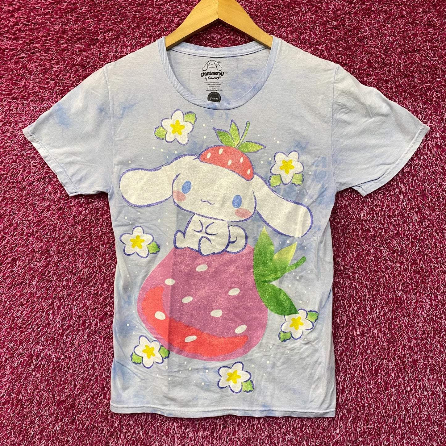 Sanrio Cinnamoroll Strawberry Kawaii Blue Graphic Print Shimmer T-Shirt Extra Small