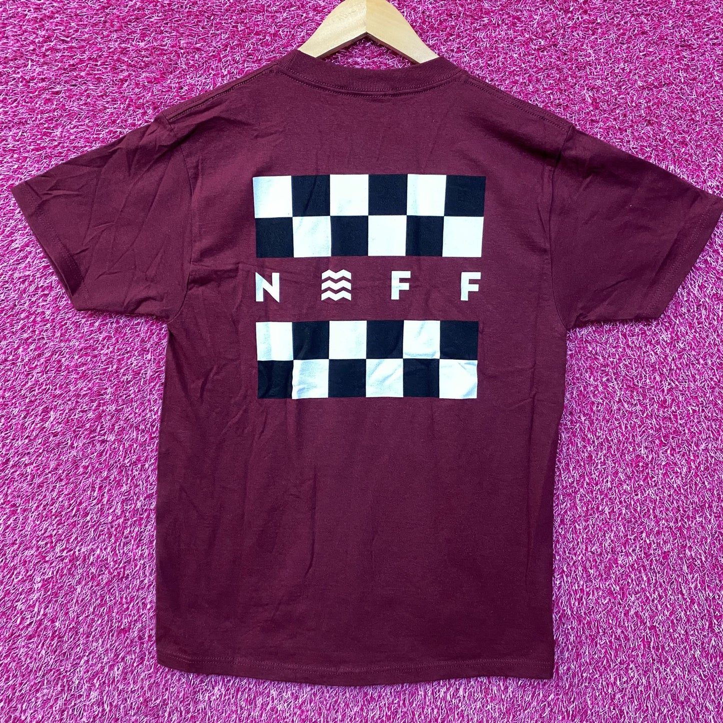 Neff Burgandy Streetwear Logo Tshirt size small
