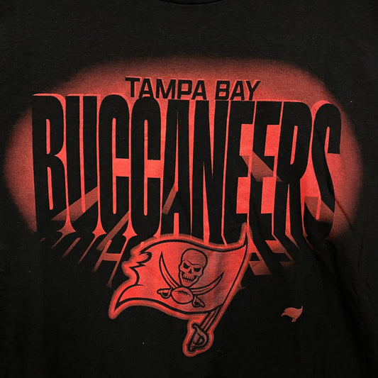 FOCO NFL Tampa Bay Buccaneer Team Logo Graphic T-Shirt XL