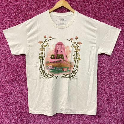 Melanie Martinez Trilogy Tour Beige Tshirt size Large
