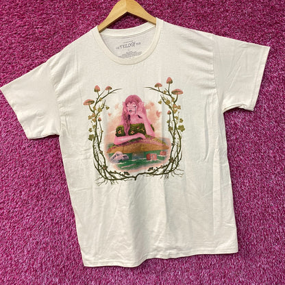 Melanie Martinez Trilogy Tour Beige Tshirt size Large