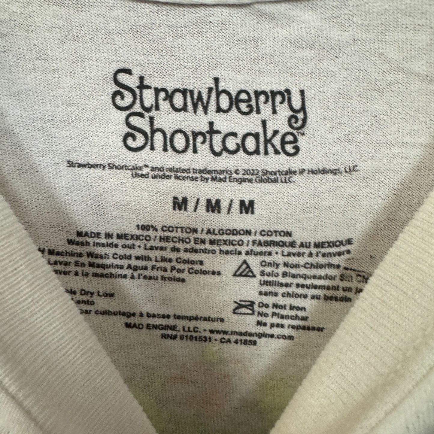 Strawberry Shortcake & Custard Cat Strawberry Cottage Tee M