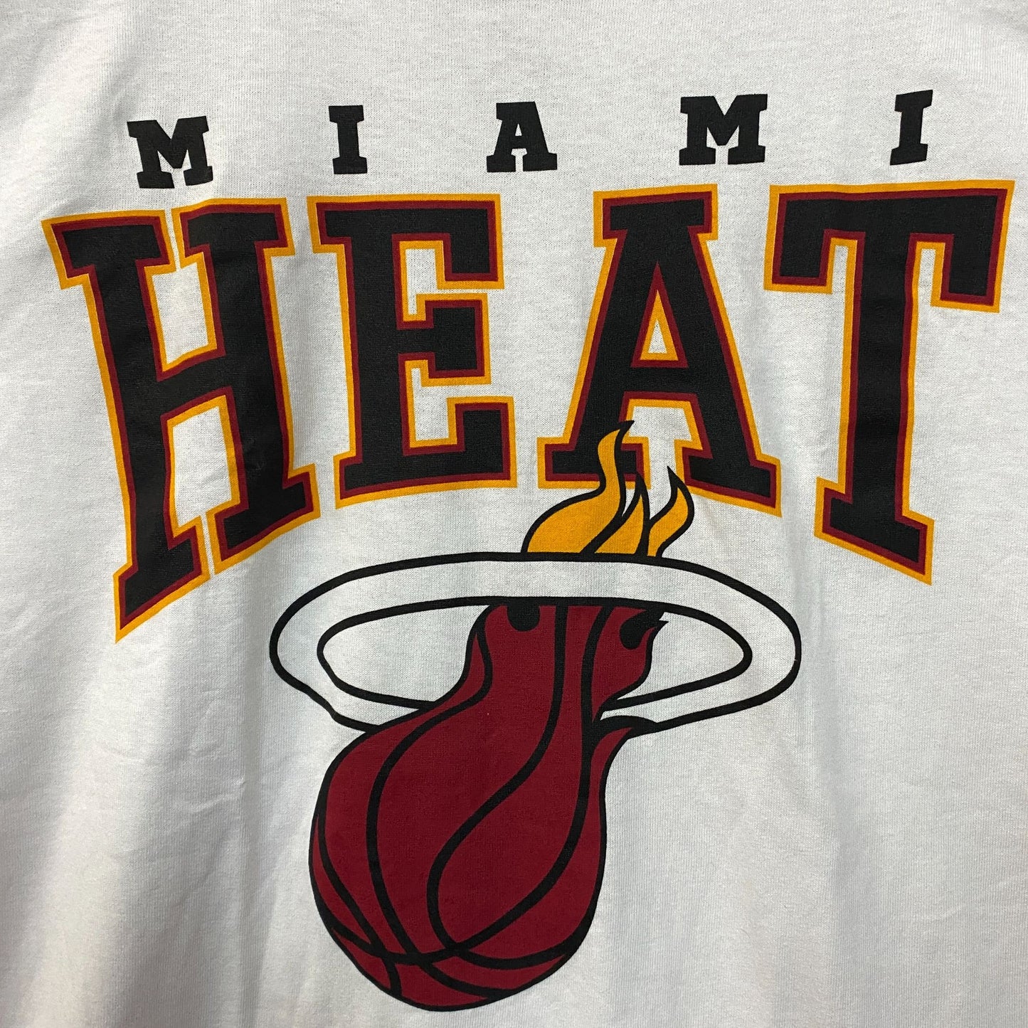 Miami Heat NBA Basketball Flaming Ball Logo T-shirt Size 0