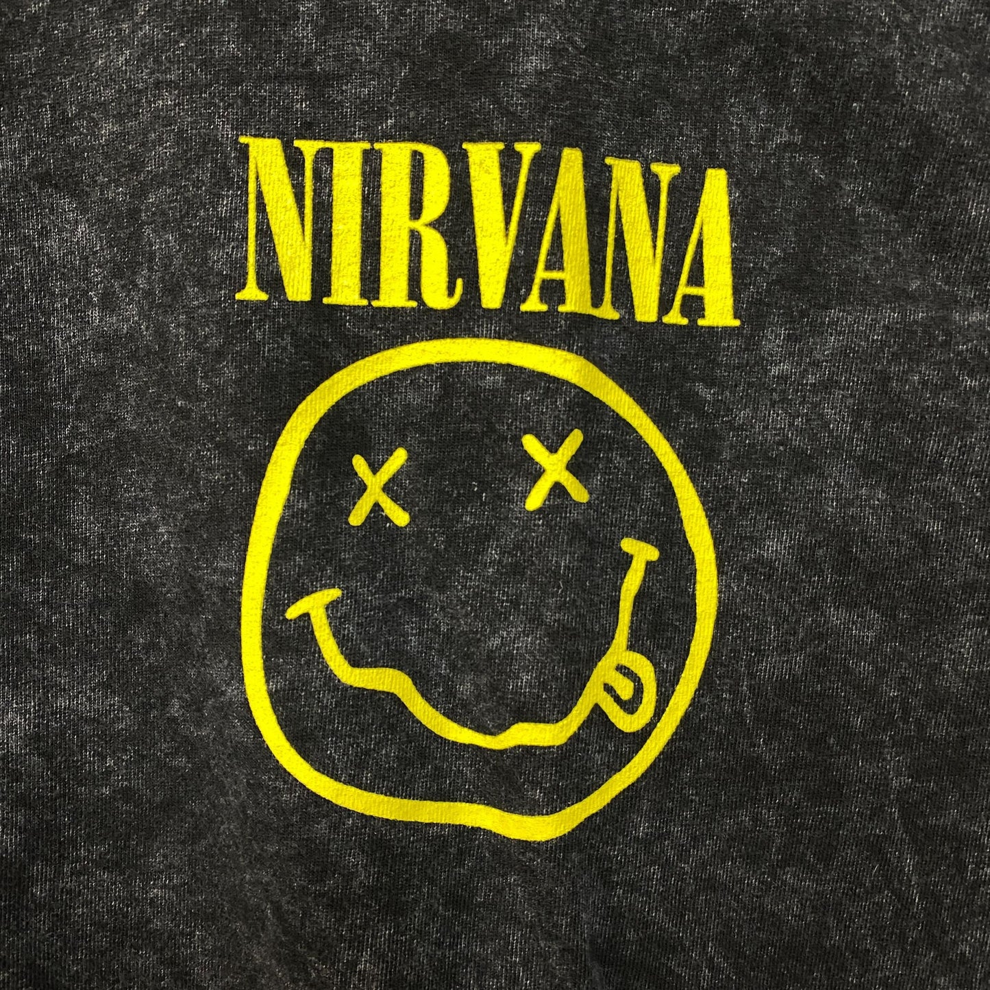 Nirvana Nevermind Smiley Grunge Band T-shirt Medium