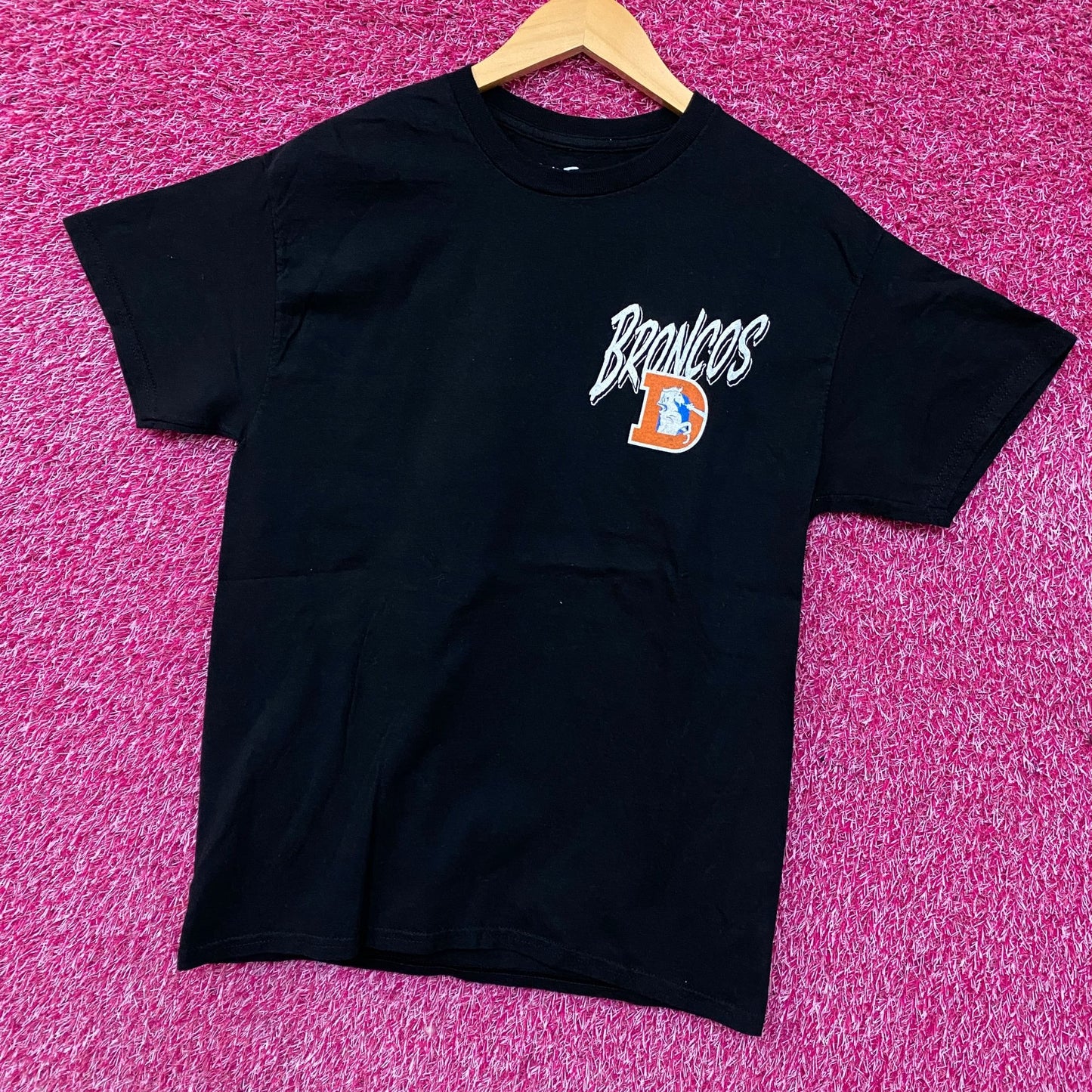 Junk Food Clothing NFL Denver Broncos Shift T-Shirt Small