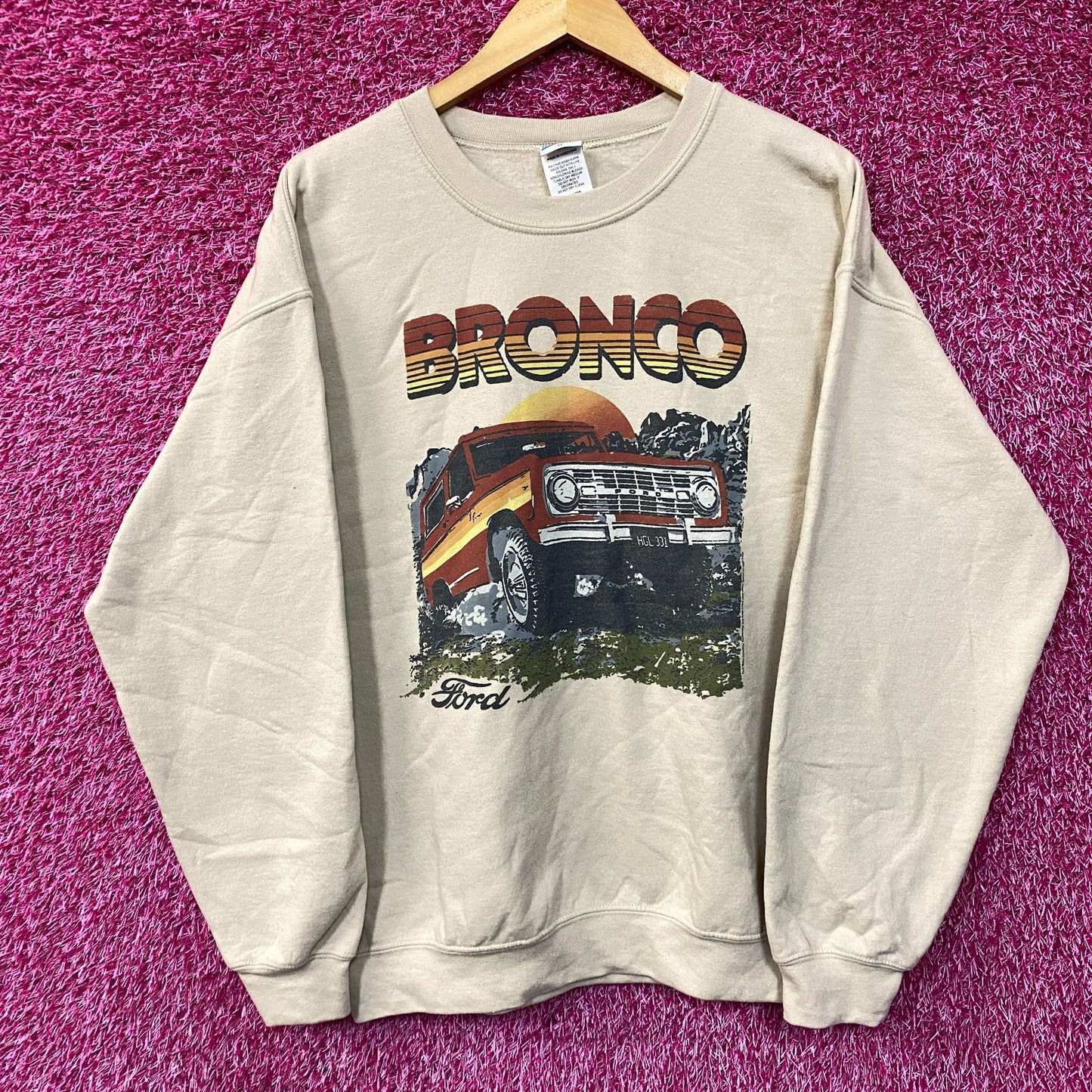 Ford Bronco Mountain Range crewneck size Medium
