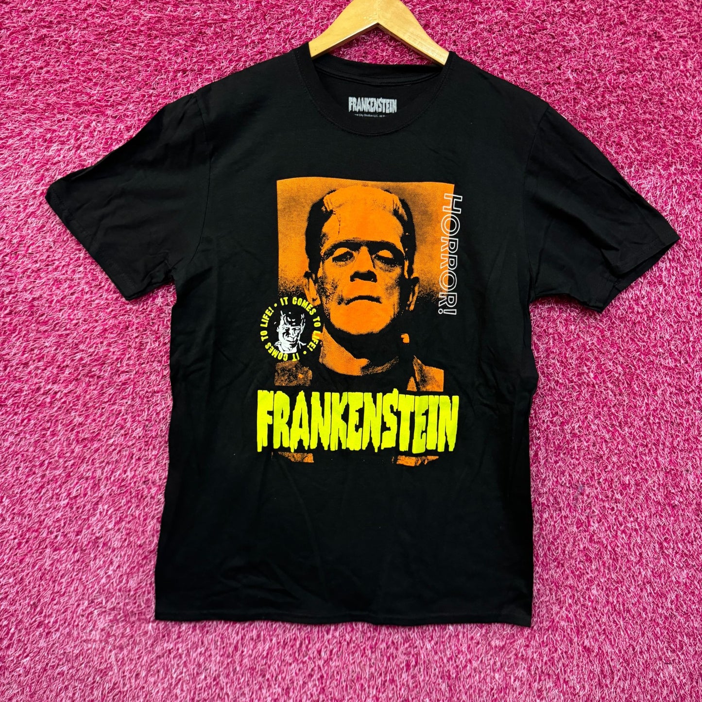 Frankenstein Its Alive Universal Monster Horror Movie Tee M
