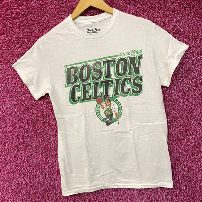Junk Food Clothing Boston Celtic Lucky The Leprechaun T-Shirt XS