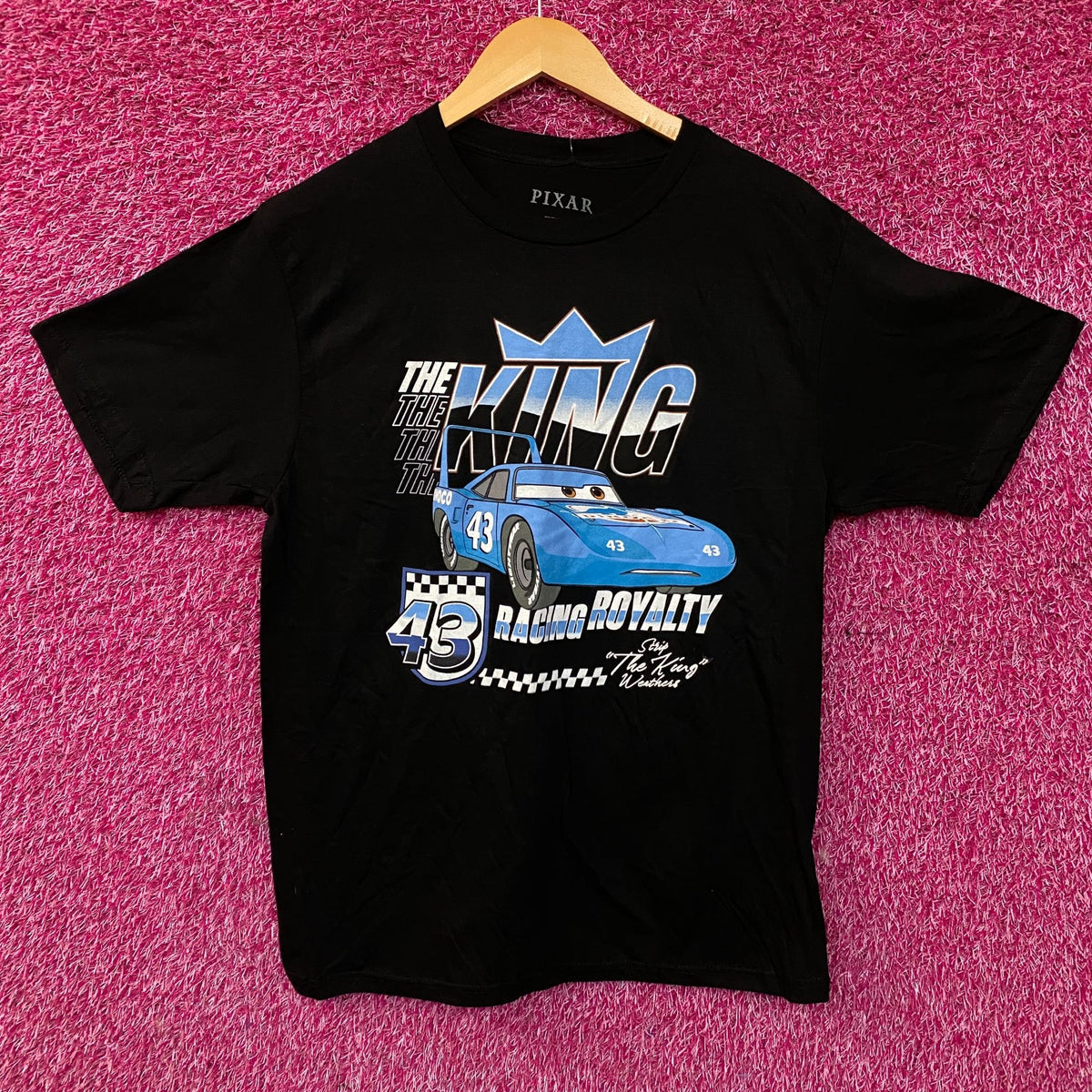 The King Racing Royalty Pixar Cars Tshirt size Medium