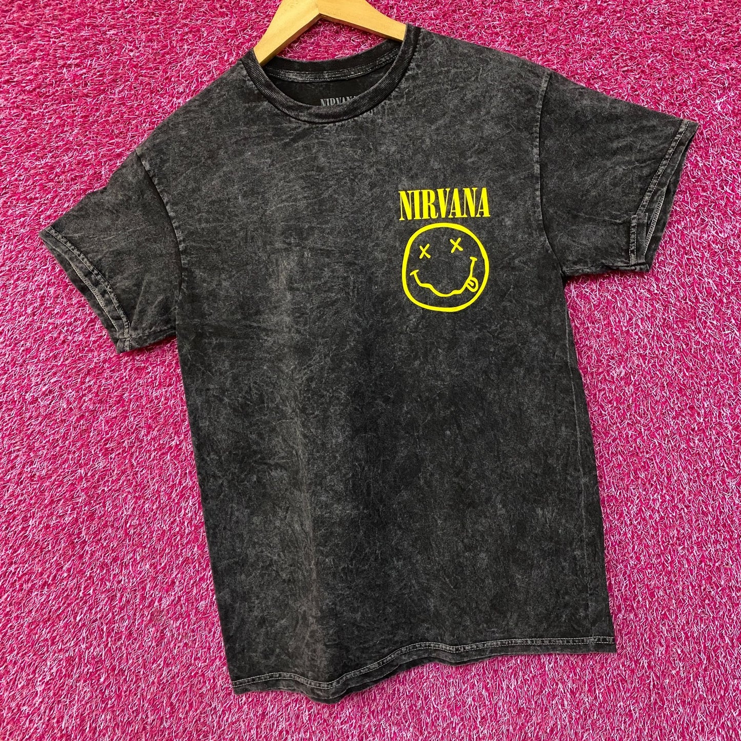 Nirvana Nevermind Dead Smiley Logo Grunge Band T-Shirt Medium