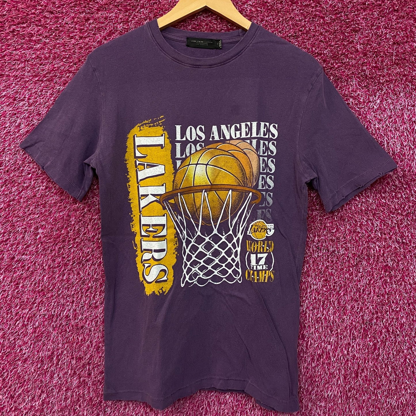 Junk Food Los Angeles Lakers Champs Vintage Style Women's T-Shirt Small