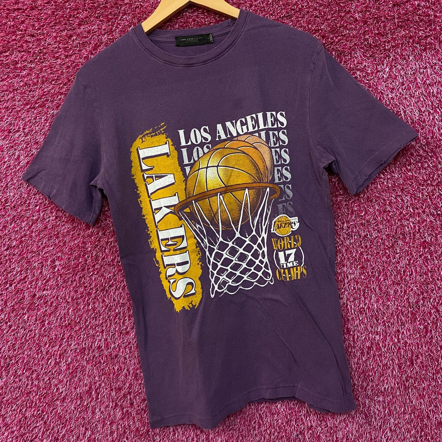 Junk Food Los Angeles Lakers Champs Vintage Style Women's T-Shirt Small