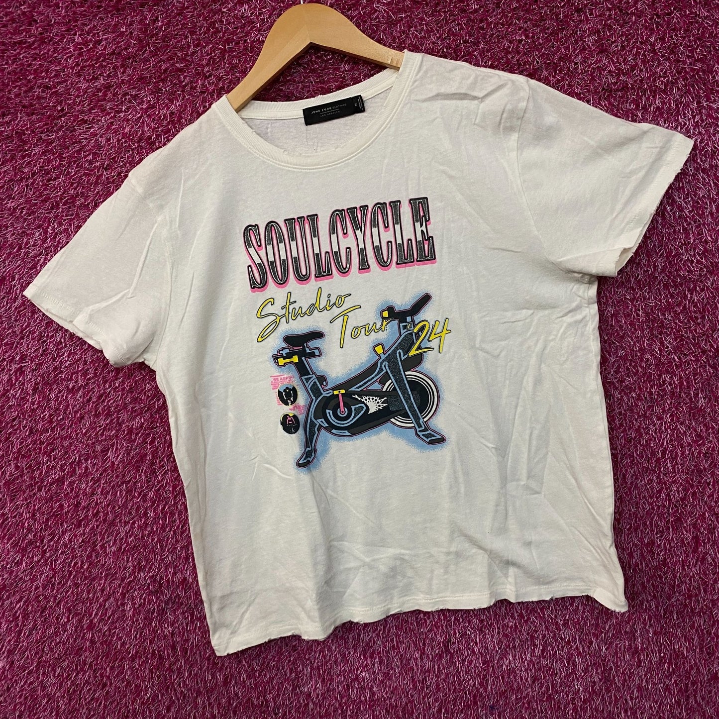 SoulCycle Studio Tour 24 Retro Graphic T-Shirt Medium