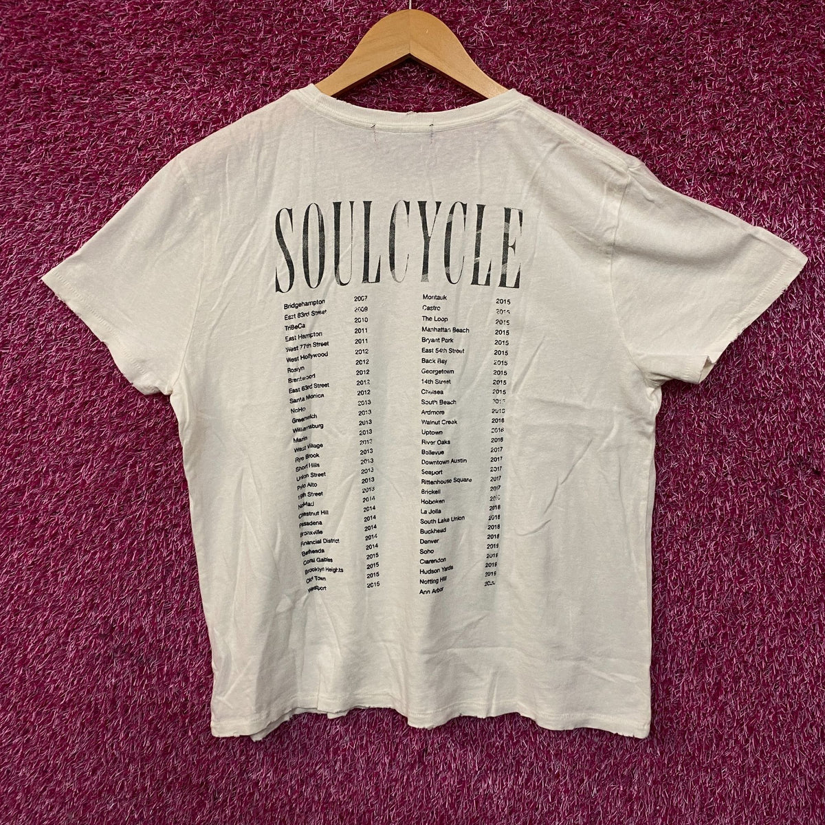 SoulCycle Studio Tour 24 Retro Graphic T-Shirt Medium