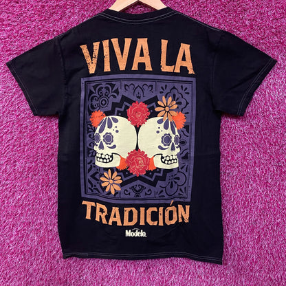 Modelo Viva La Tradicion Day of the Dead Tshirt size Small