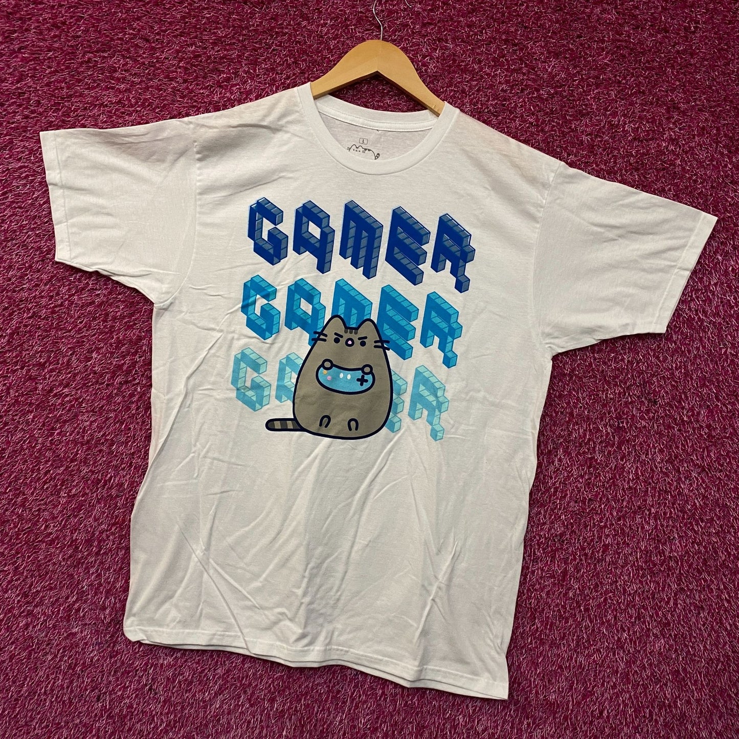 Pusheen Cat Gamer Cute Graphic T-Shirt Large