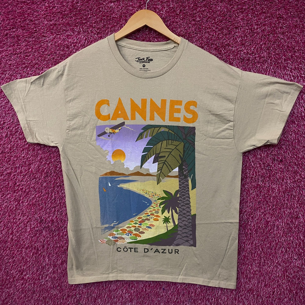 Junk Food Cannes Côte D'Azur Graphic T-Shirt Medium