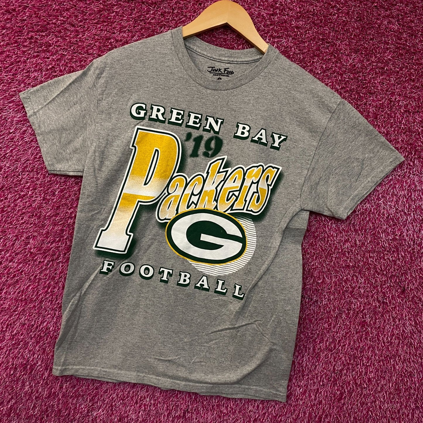 Junk Food Clothing Green Bay Packers Bootleg Flea Market Tee Small
